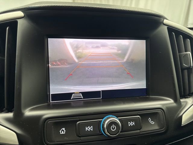 Used 2022 GMC Terrain SLE image 25