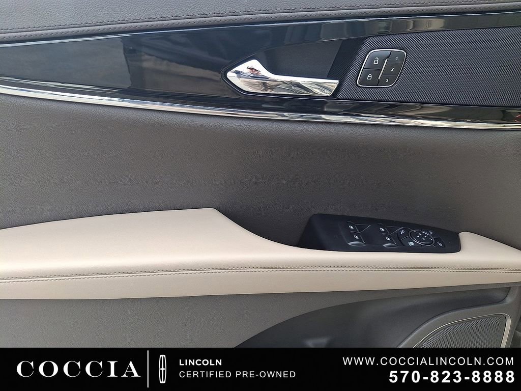 Certified 2023 Lincoln Nautilus Reserve AWD/4WD image 12
