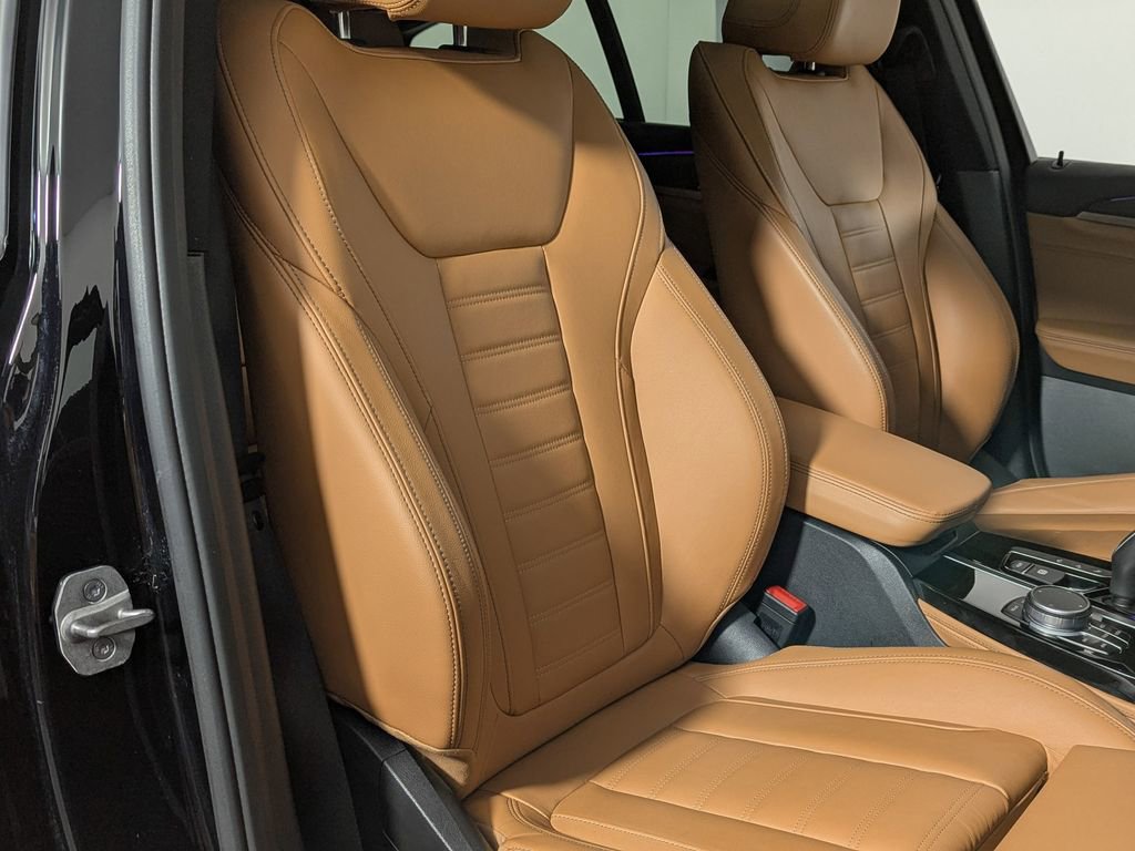 Used 2021 BMW X4 xDrive30i w/ Executive Package image 35