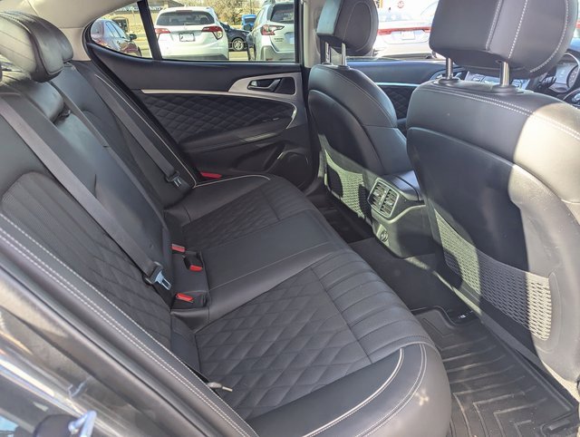 Used 2020 Genesis G70 2.0T image 33