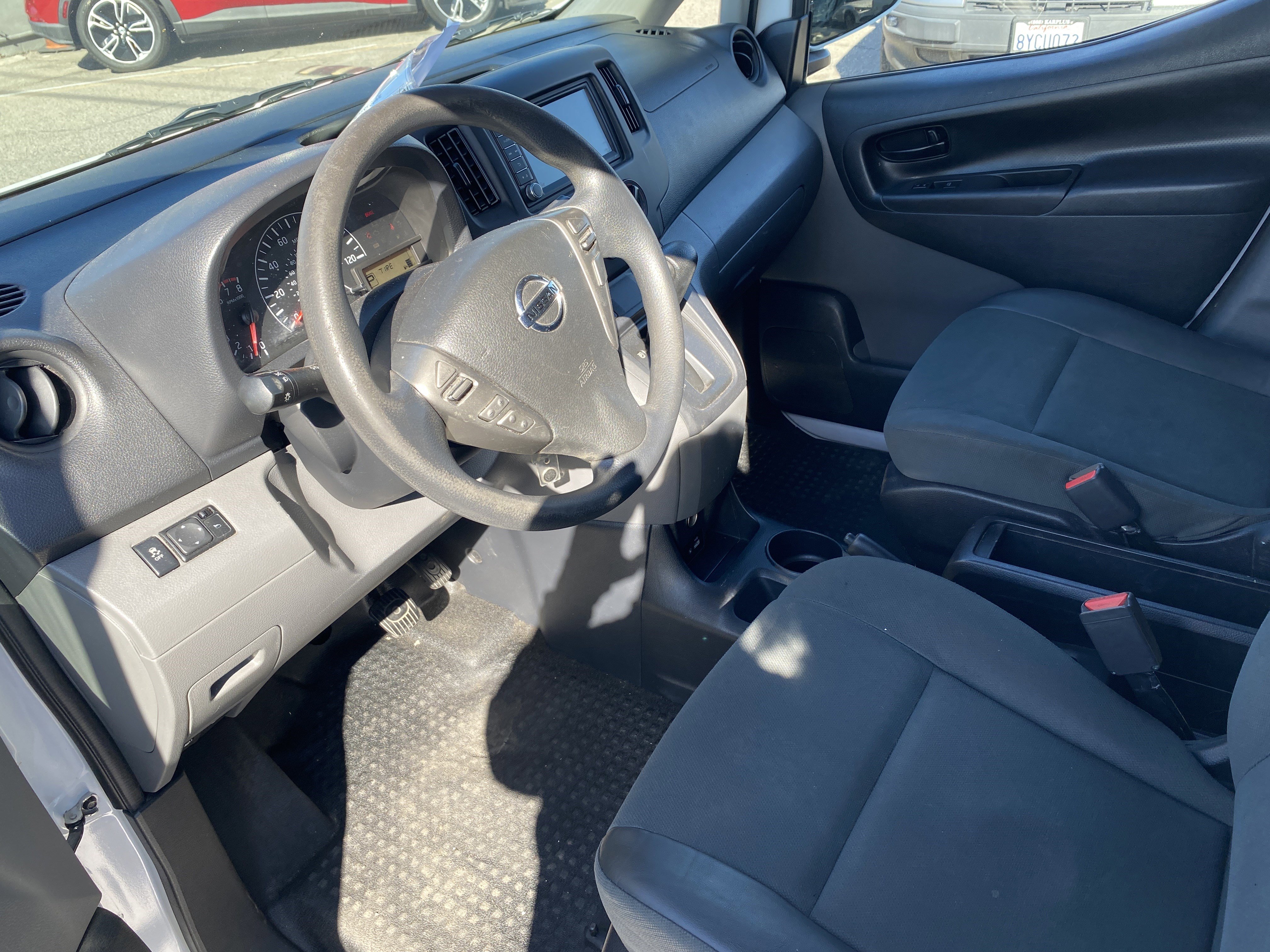 Used 2020 Nissan NV200 SV w/ Back Door Glass Package image 11