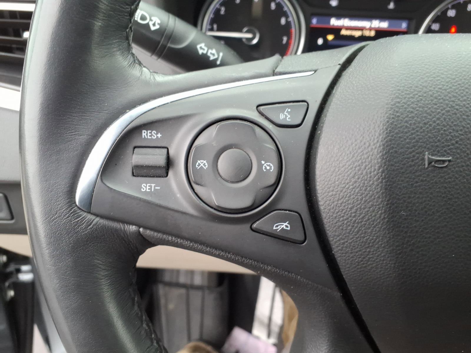 Used 2021 Buick Enclave Essence w/ Sound and Sites Package image 16