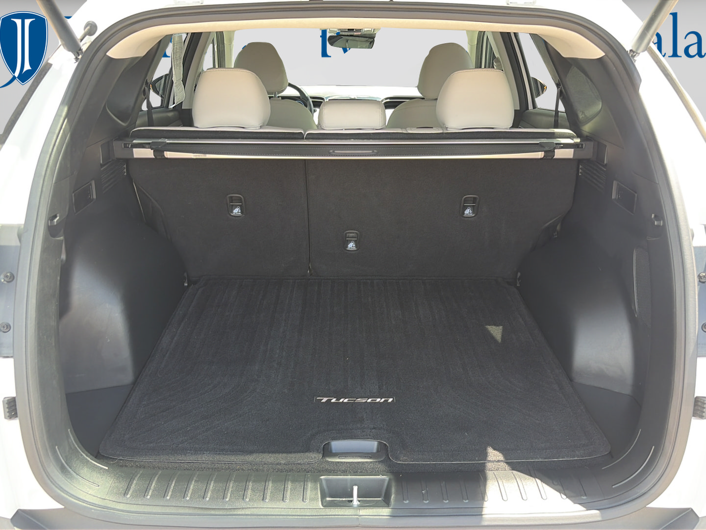 Certified 2024 Hyundai Tucson Limited FWD image 9