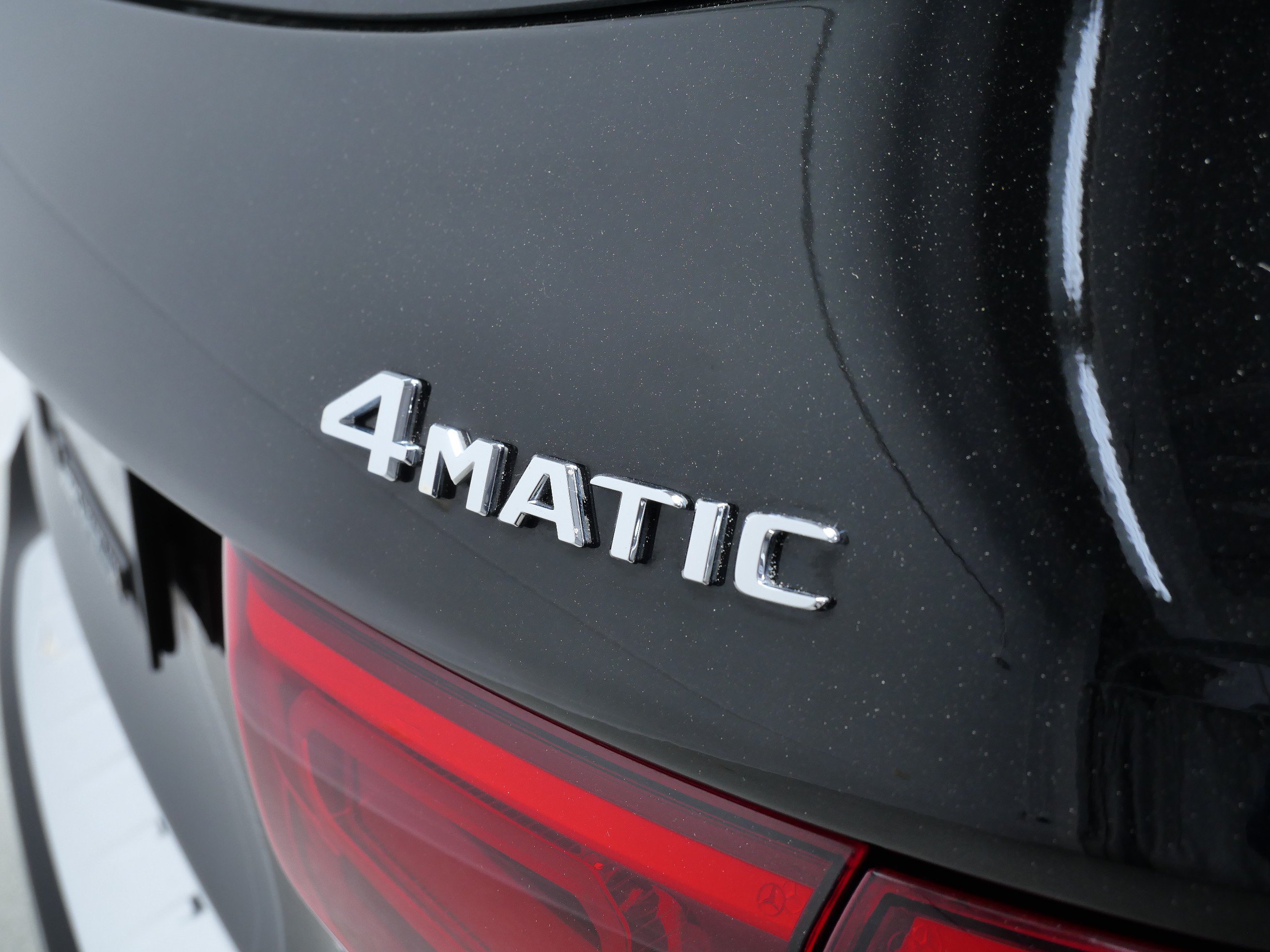 Used 2023 Mercedes-Benz GLB 250 4MATIC image 6