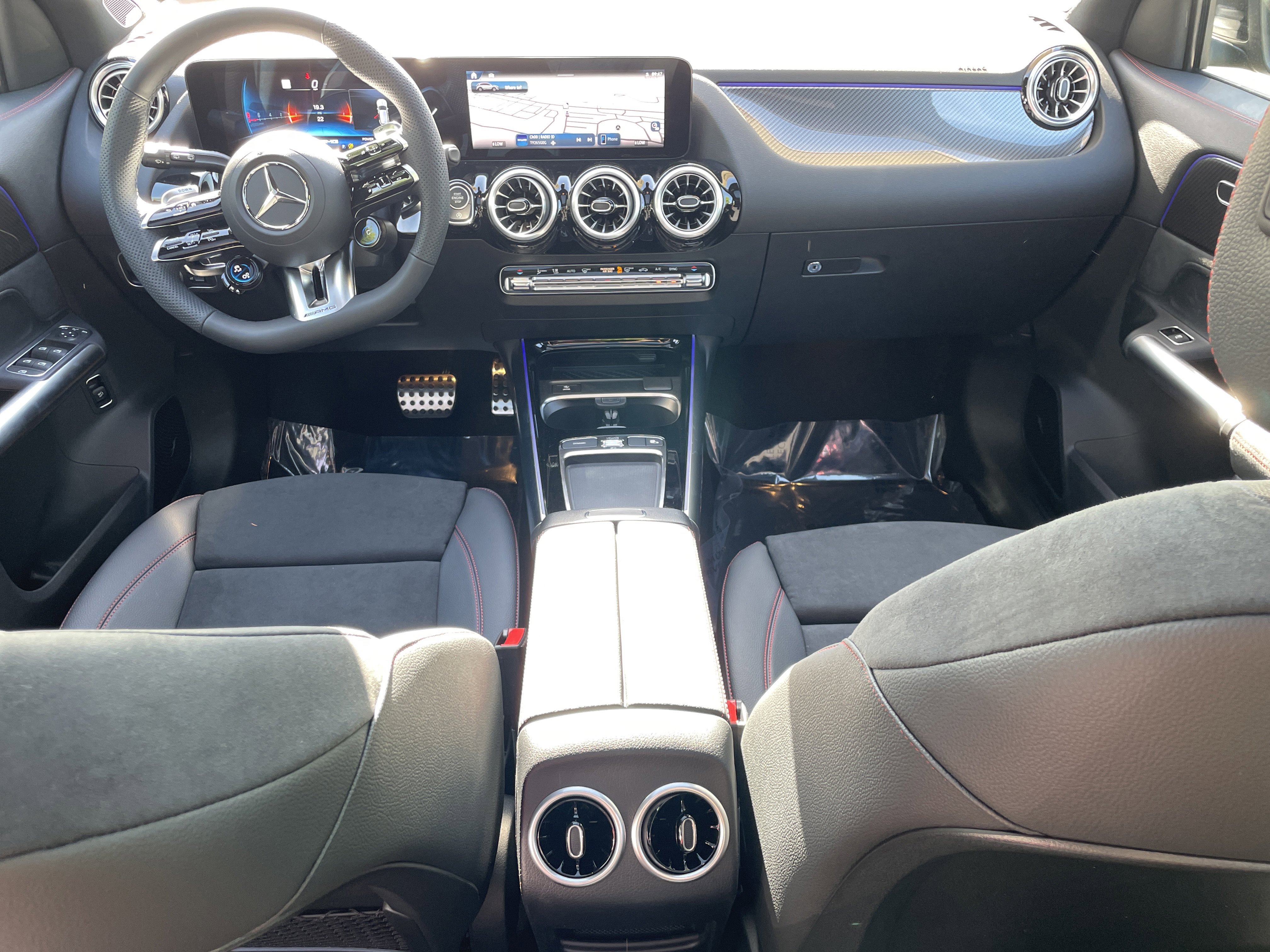 New 2026 Mercedes-Benz GLA 35 AMG 4MATIC image 22