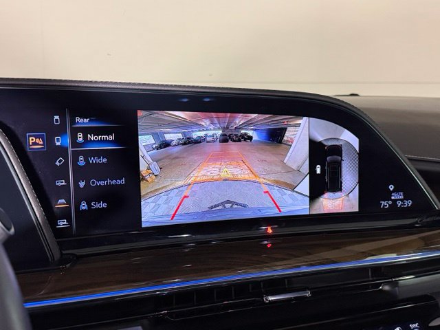 Used 2024 Cadillac Escalade Sport Platinum w/ LPO, ONYX Package AWD/4WD image 25