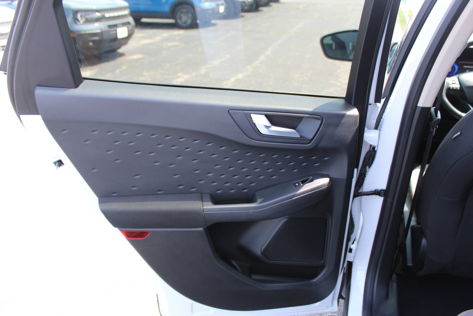 Used 2020 Ford Escape SE Sport FWD image 18