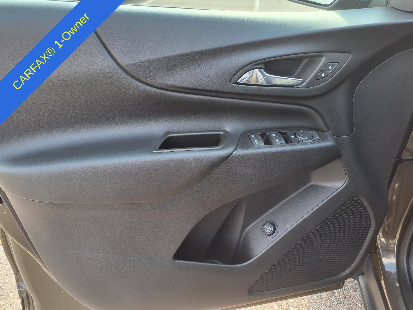 Used 2023 Chevrolet Equinox LT FWD image 16