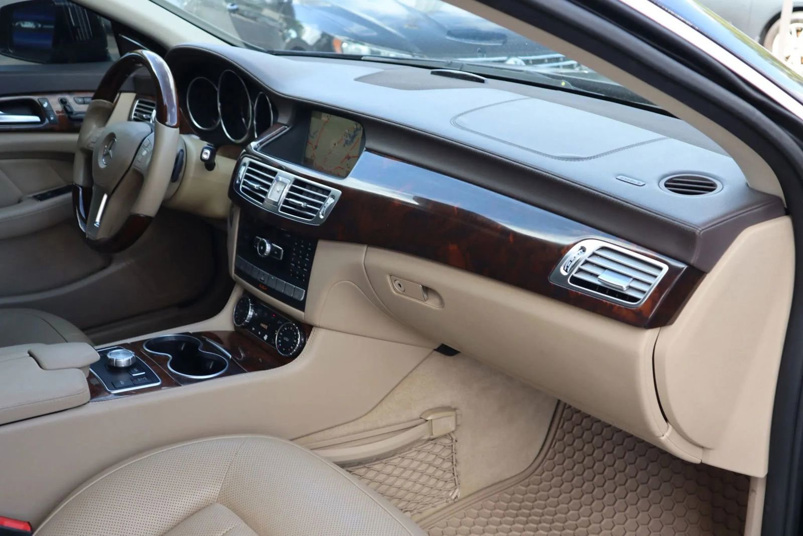 Used 2014 Mercedes-Benz CLS 550 image 21