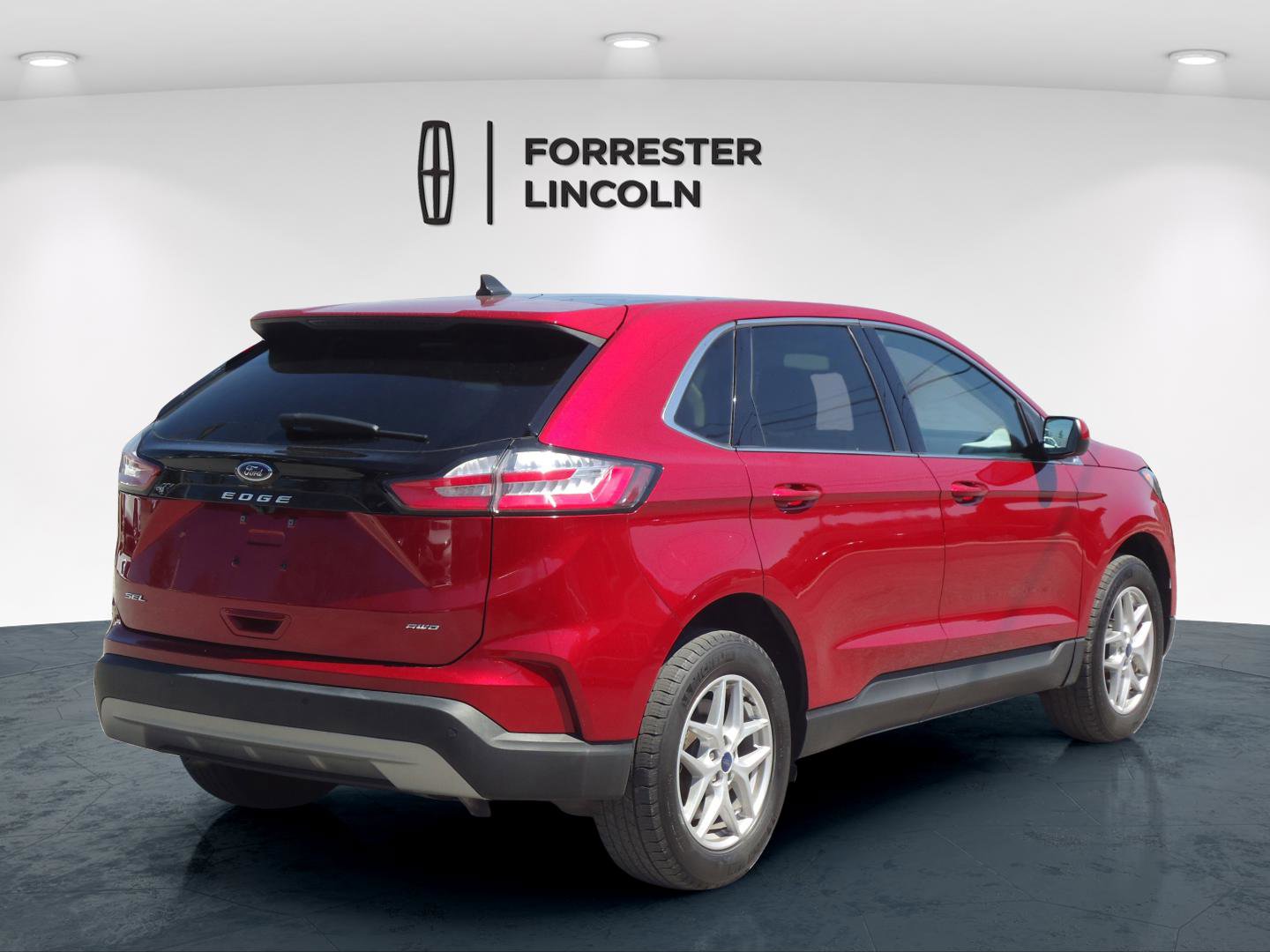 Used 2022 Ford Edge SEL w/ Convenience Package image 3