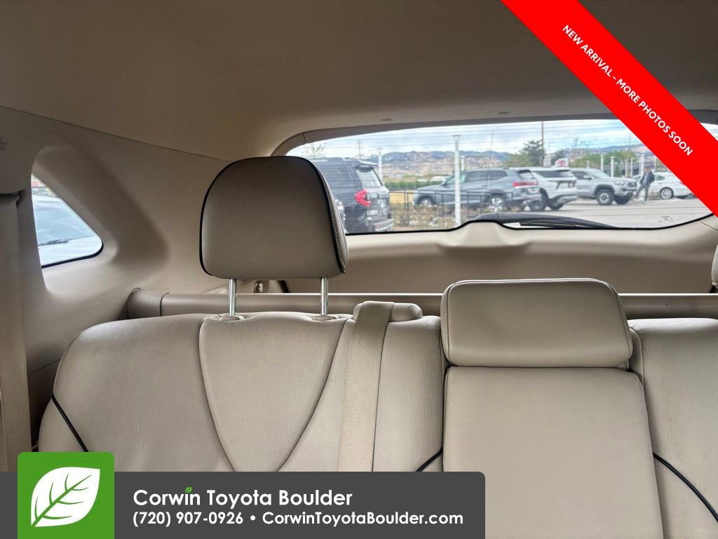 Used 2010 Toyota Venza AWD image 11
