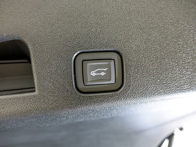 New 2026 Chevrolet Traverse Z71 w/ Enhanced Driving Package AWD/4WD image 25