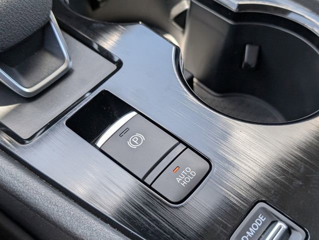 Used 2024 Nissan Rogue SV FWD image 25