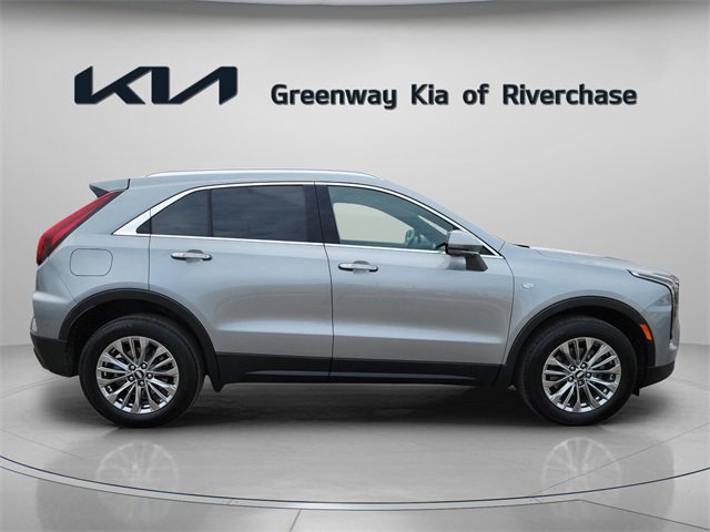 Used 2025 Cadillac XT4 Premium Luxury image 7