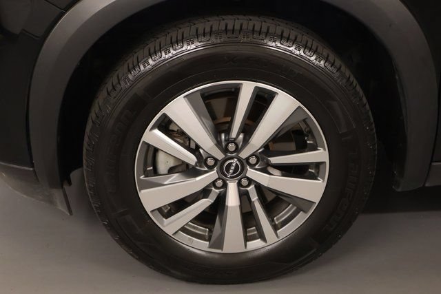 Used 2025 Nissan Pathfinder SL AWD/4WD image 5