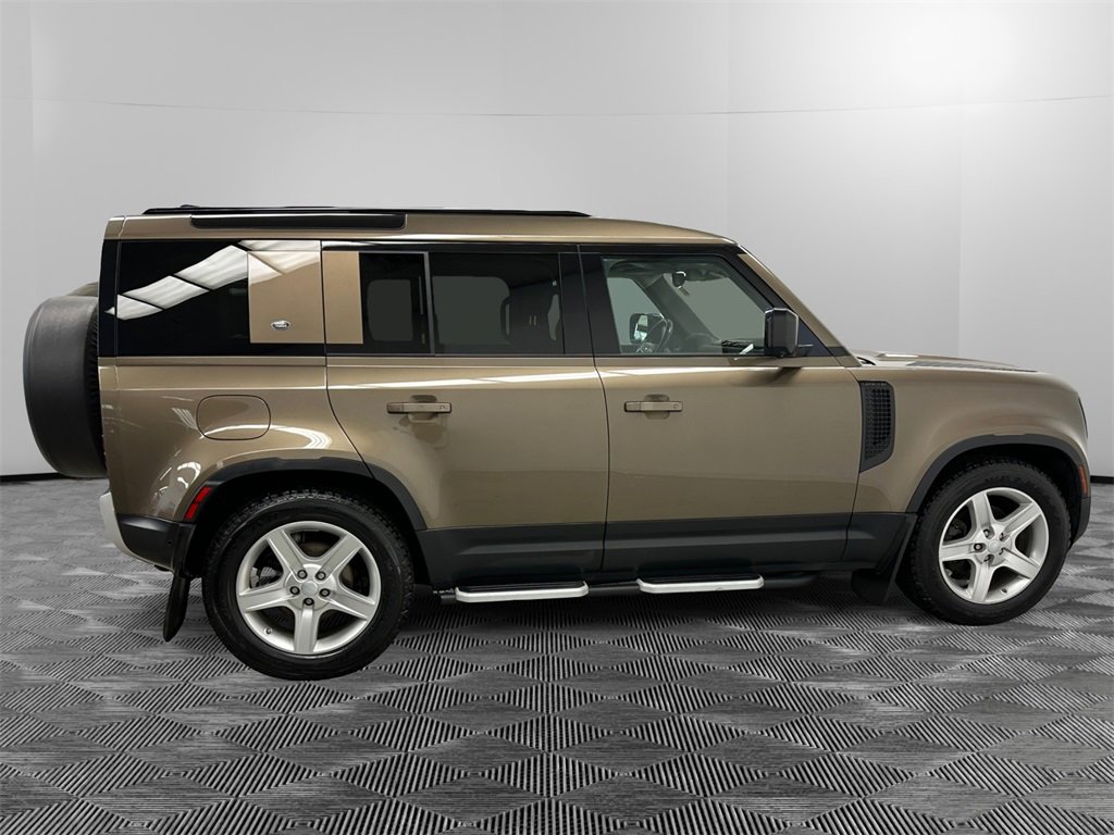 Used 2020 Land Rover Defender 110 SE image 6