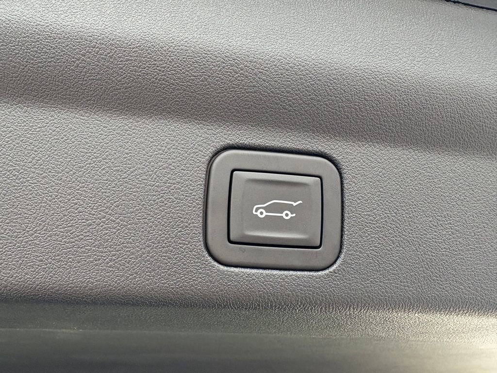 New 2026 Cadillac Escalade IQ Sport 1 w/ LPO, Floor Liner Package image 57