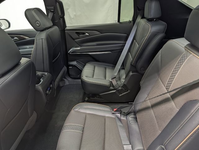 New 2026 Chevrolet Traverse High Country image 14