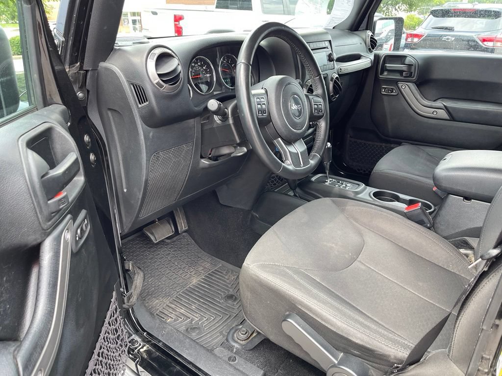 Used 2017 Jeep Wrangler Unlimited Sport w/ Quick Order Package 24S AWD/4WD image 5