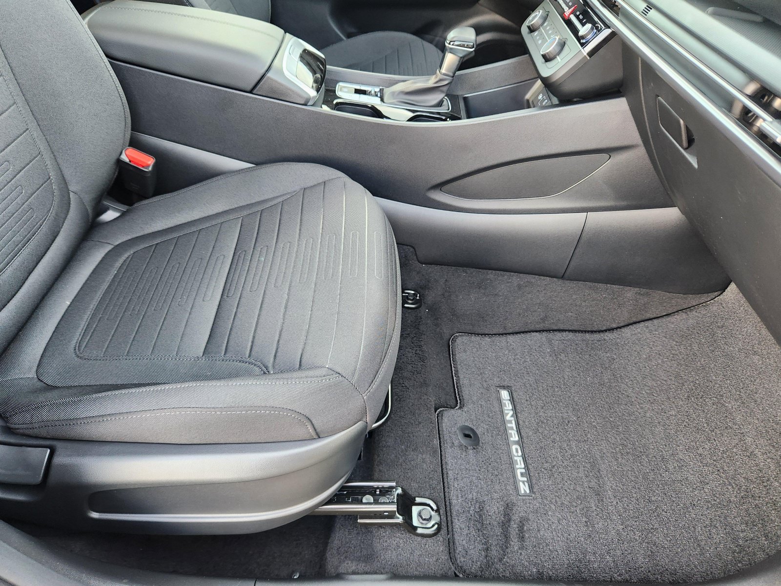 New 2026 Hyundai Santa Cruz SE AWD/4WD image 15
