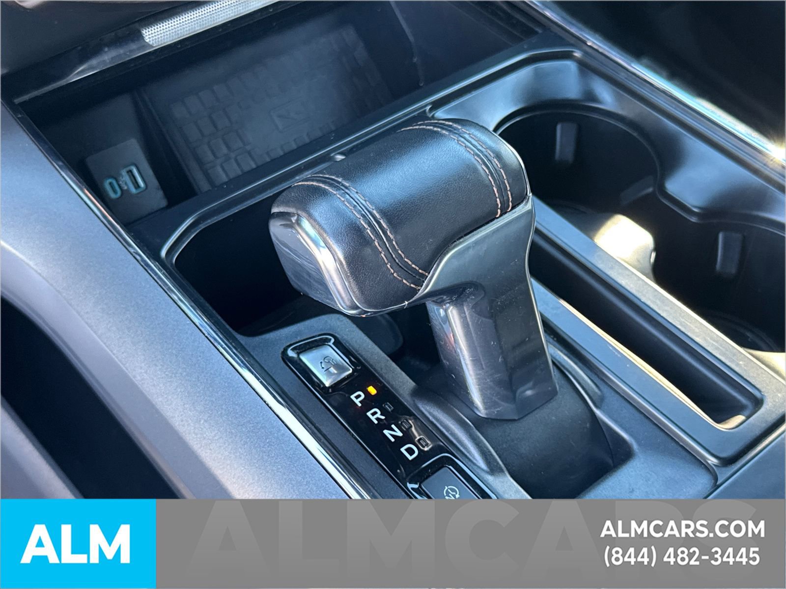 Used 2022 Ford F150 Lightning Lariat image 38