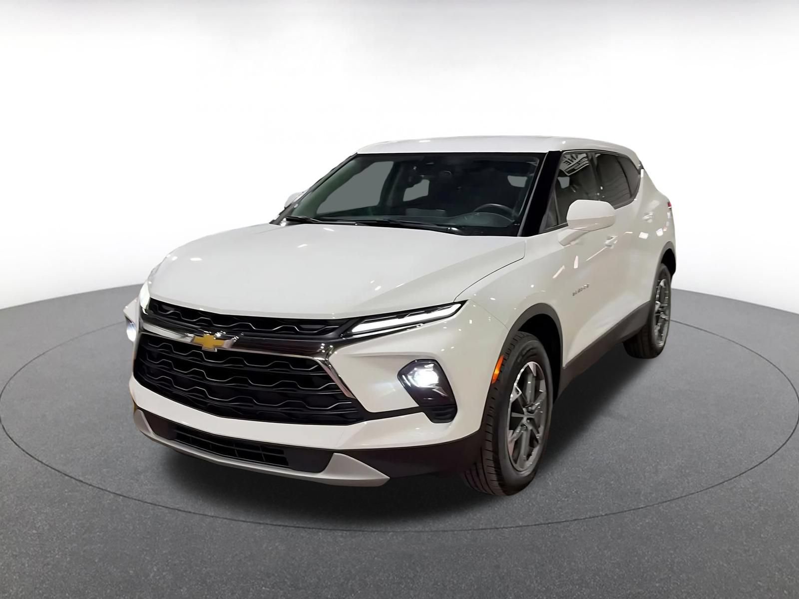 Used 2026 Chevrolet Blazer LT AWD/4WD image 6