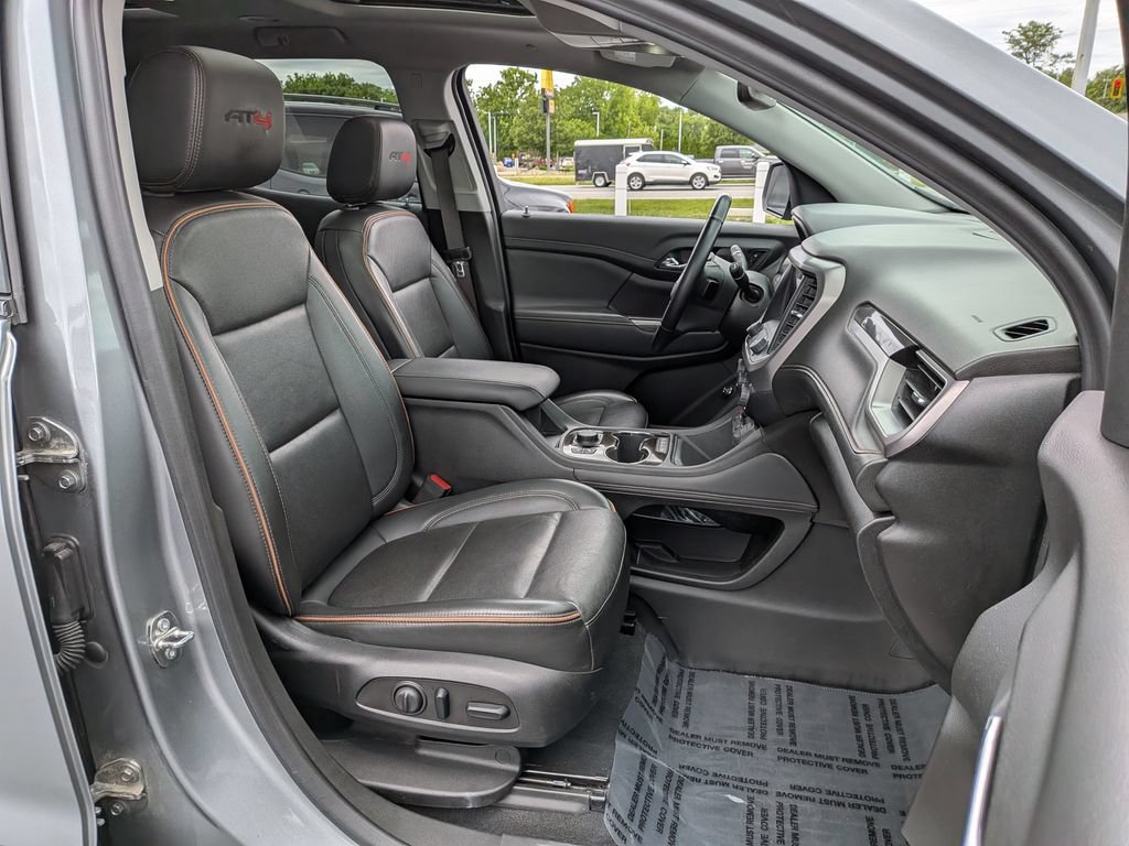 Used 2023 GMC Acadia AT4 w/ Preferred Package AWD/4WD image 24