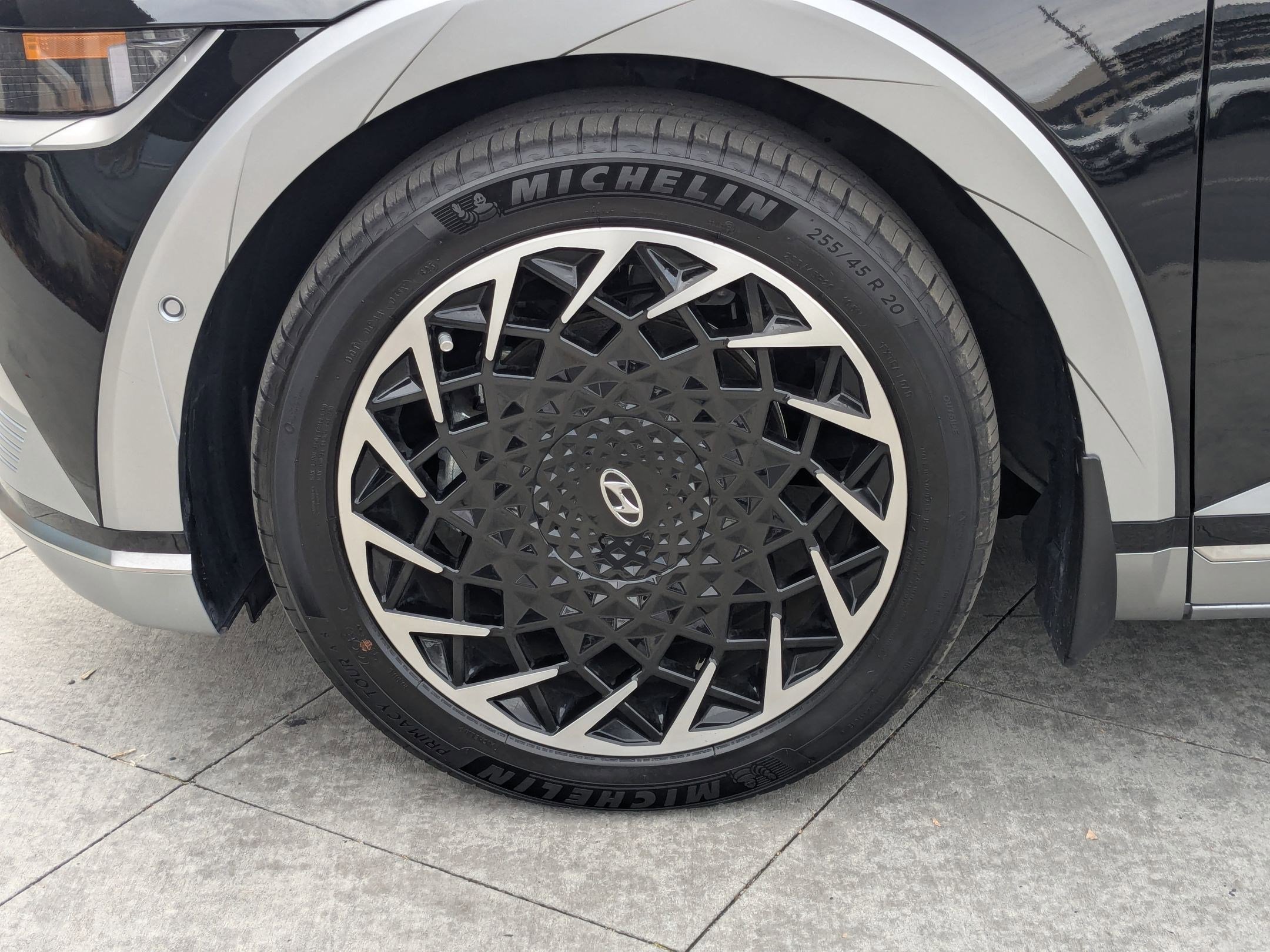 Certified 2024 Hyundai Ioniq 5 Limited image 13