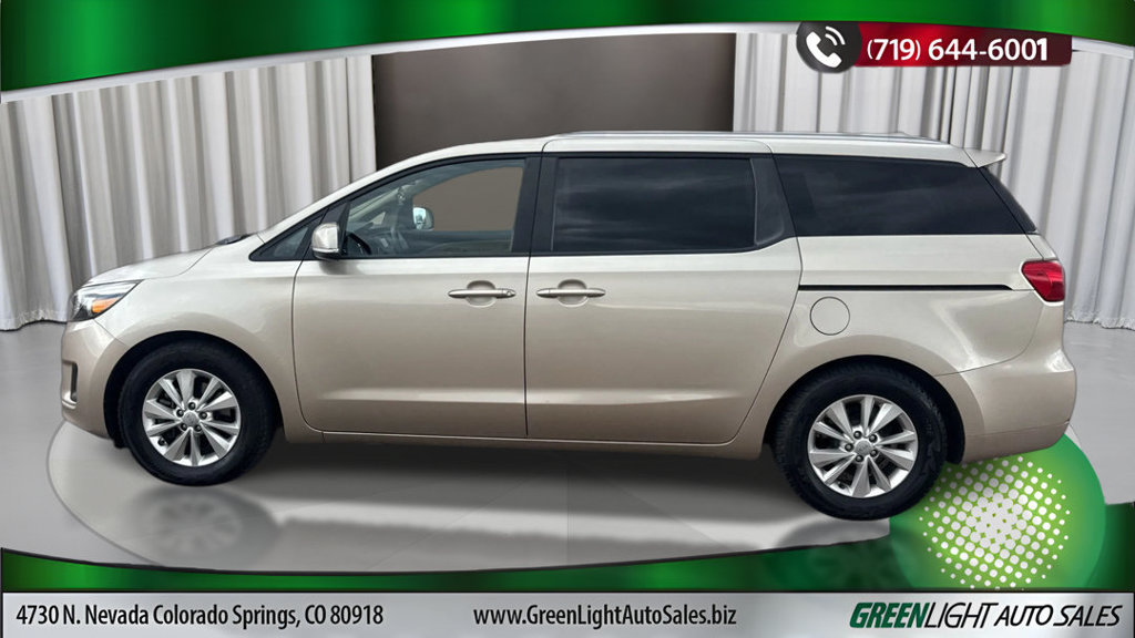 Used 2016 Kia Sedona LX w/ LX Convenience Package FWD image 2