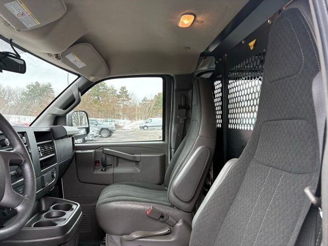 Used 2024 GMC Savana 2500 w/ Driver Convenience Package image 29
