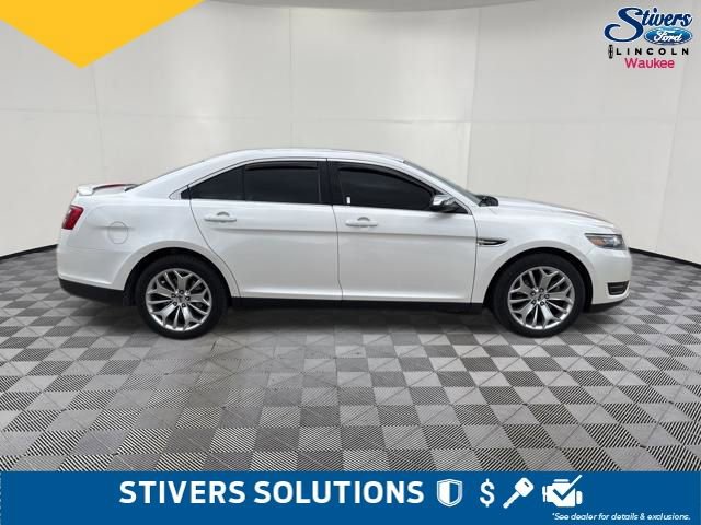 Used 2019 Ford Taurus Limited image 3