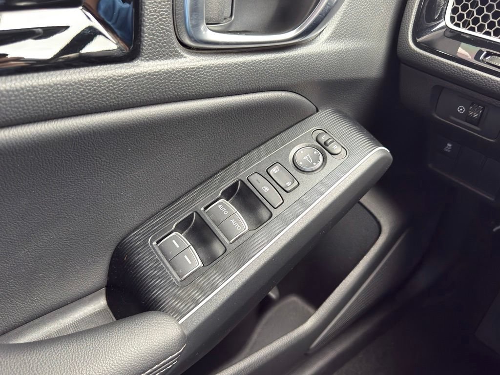 Used 2025 Honda Civic Sport Touring image 21