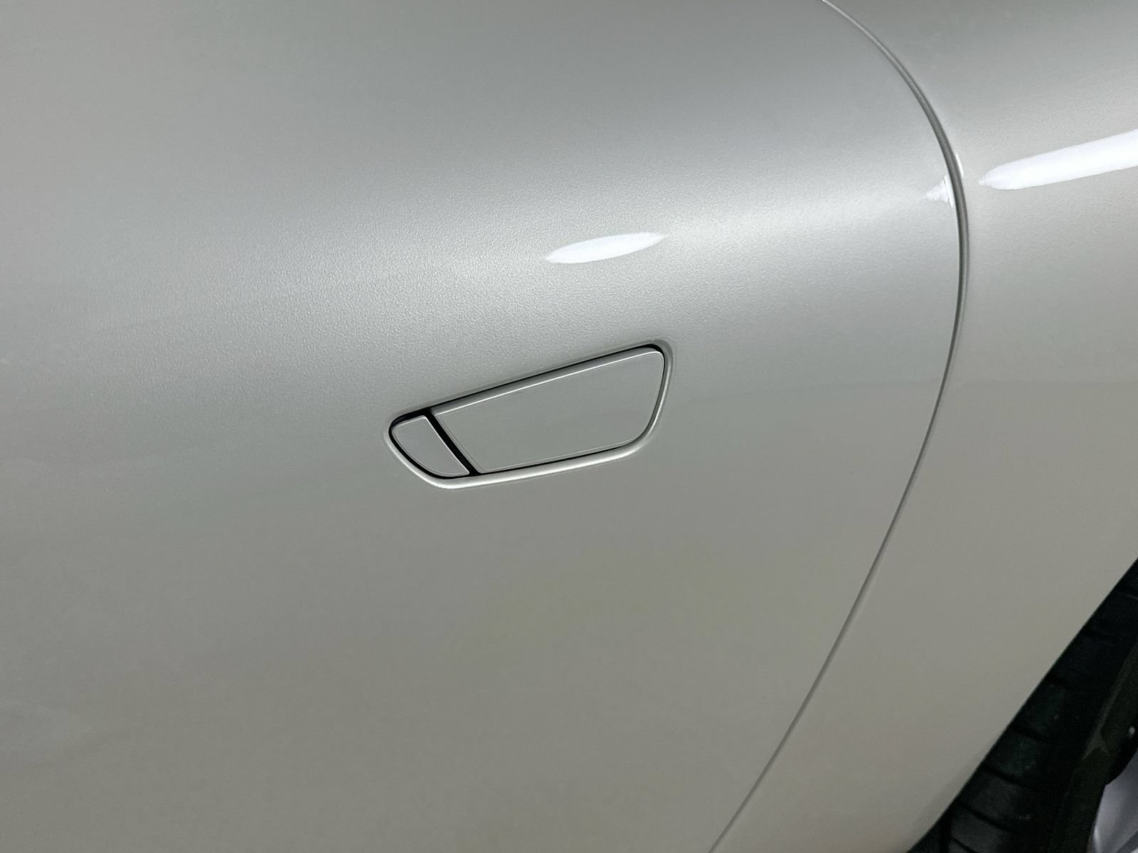 Used 2024 Ferrari Roma Spider RWD image 51
