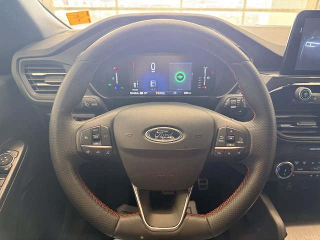 Used 2024 Ford Escape ST-Line image 16