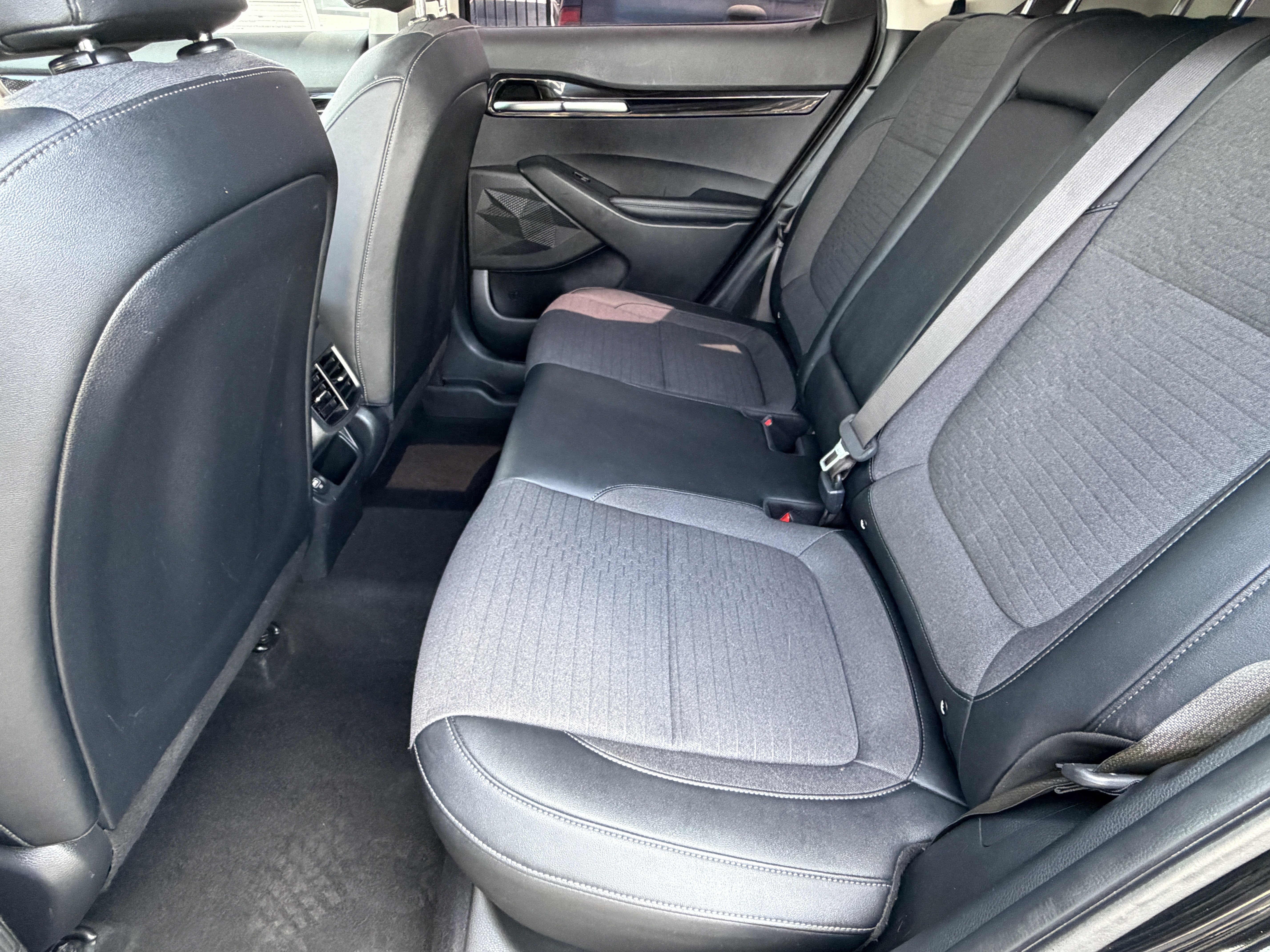 Used 2023 Kia Seltos S FWD image 26