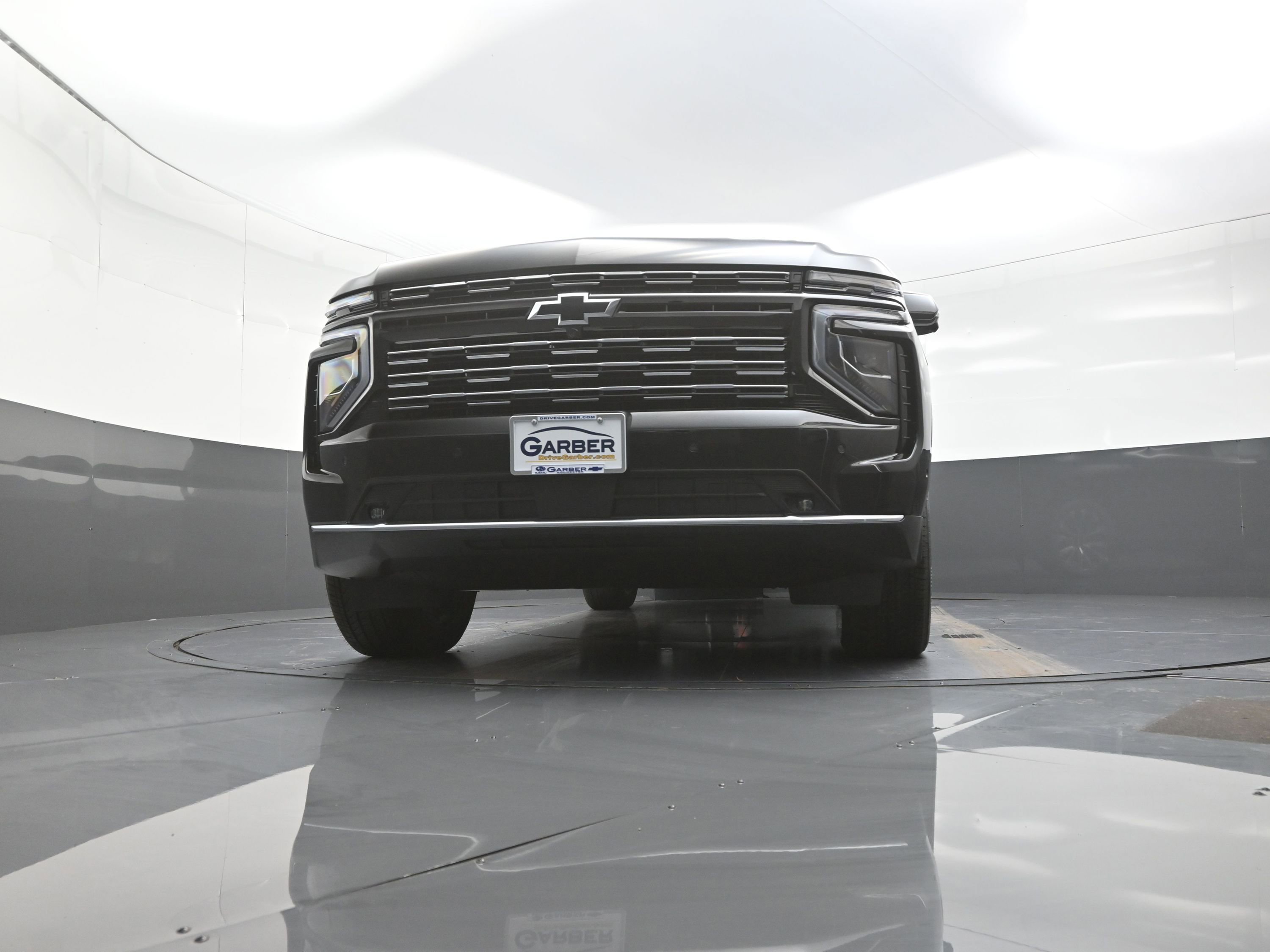 New 2026 Chevrolet Suburban High Country image 10