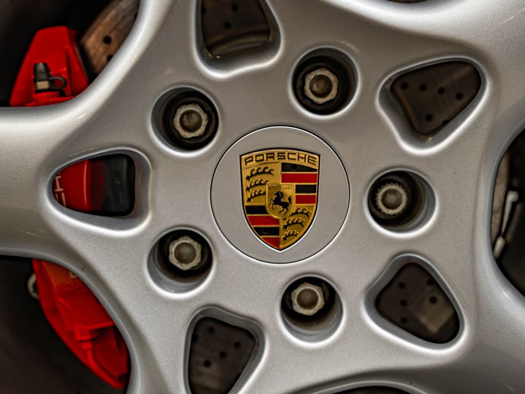 Used 2005 Porsche 911 Carrera S RWD image 14