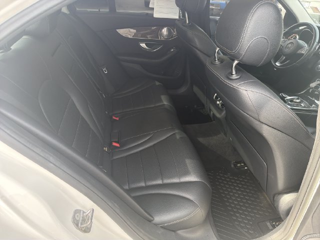 Used 2017 Mercedes-Benz C 300 4MATIC Sedan image 17
