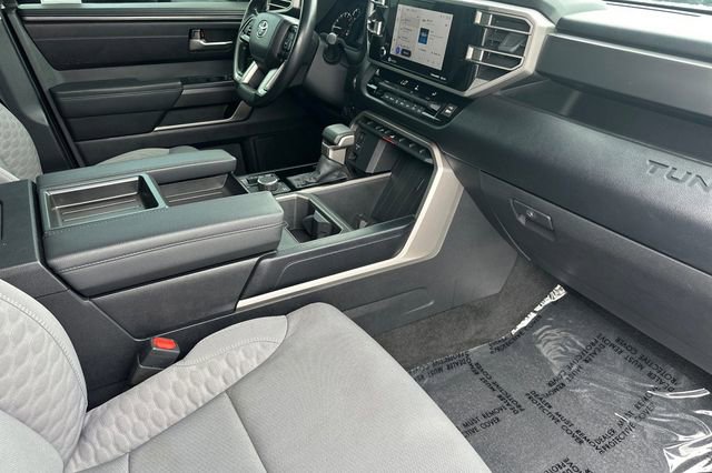 Used 2024 Toyota Tundra SR5 AWD/4WD image 17