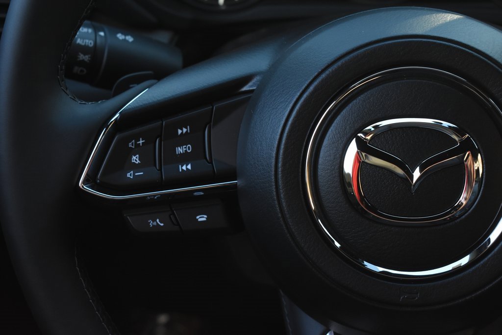 New 2025 MAZDA CX-5 Signature image 32