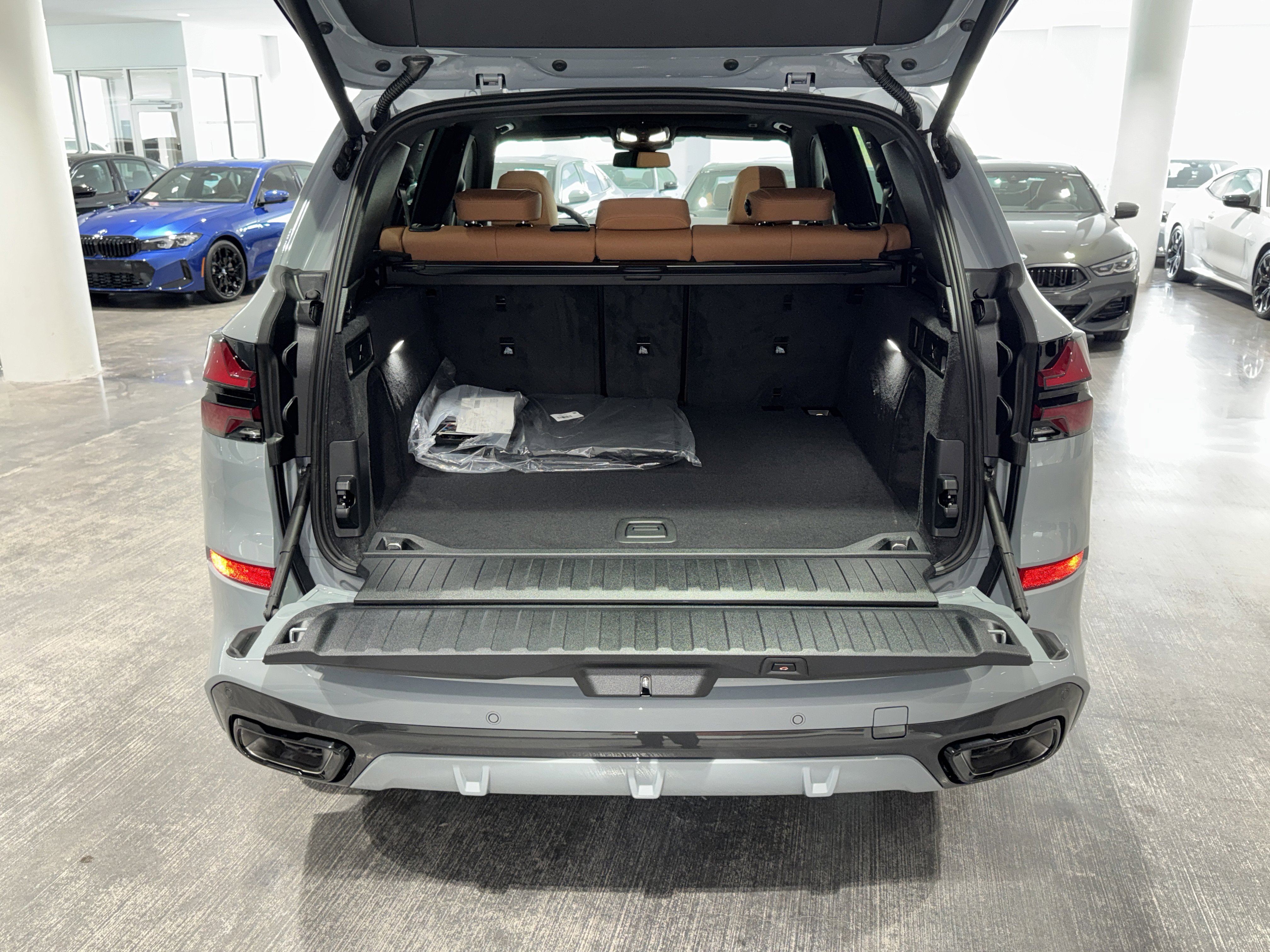 New 2026 BMW X5 sDrive40i w/ M Sport Package image 12