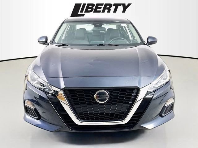 Used 2022 Nissan Altima 2.5 SV video 2