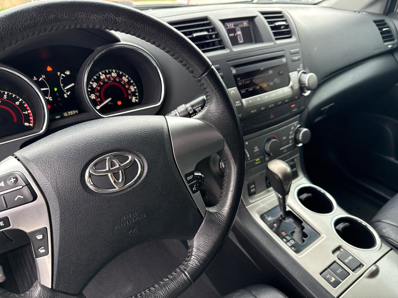 Used 2012 Toyota Highlander SE w/ Tow Pkg AWD/4WD image 29