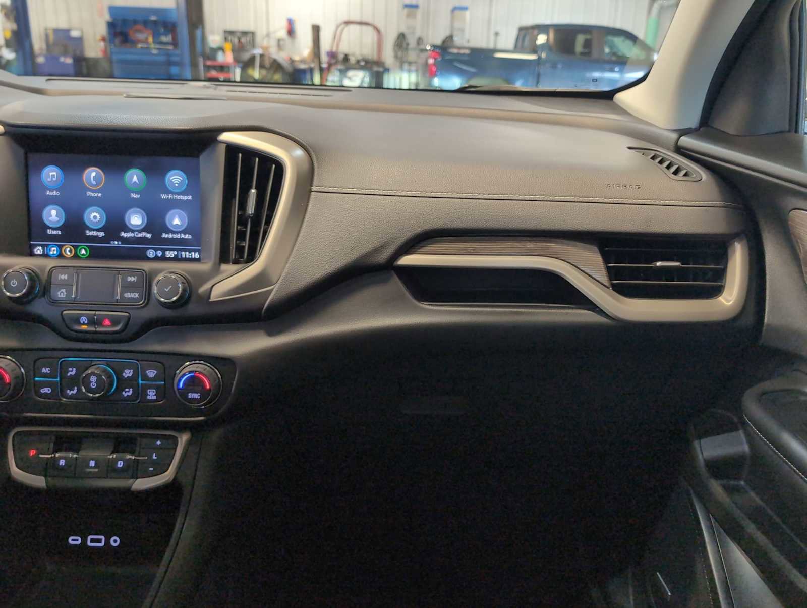 Used 2023 GMC Terrain Denali w/ Denali Premium Package image 30