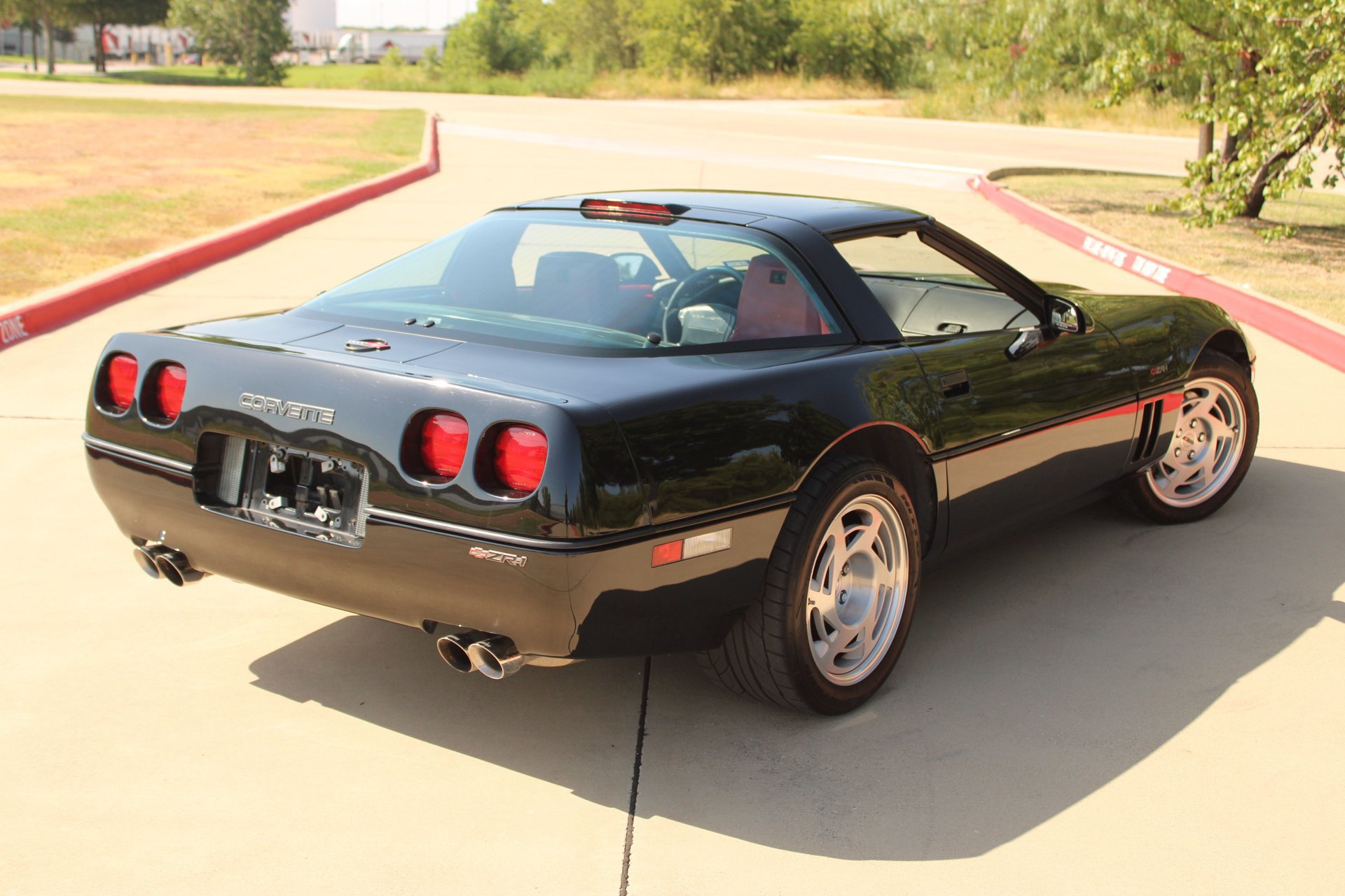 Used 1990 Chevrolet Corvette ZR-1 RWD image 14