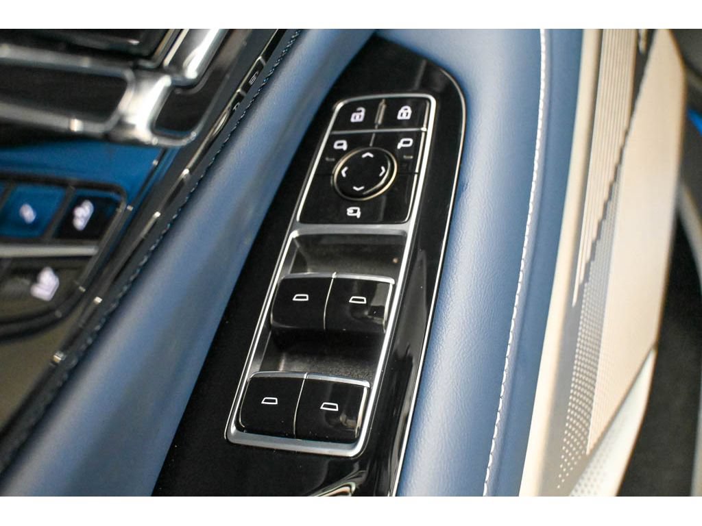 New 2027 Cadillac Optiq Premium Luxury AWD/4WD image 17