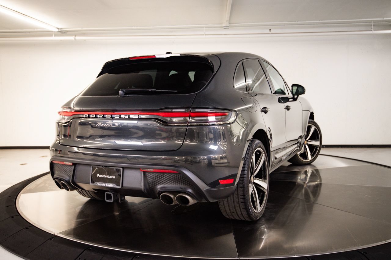 Certified 2024 Porsche Macan S AWD/4WD image 7