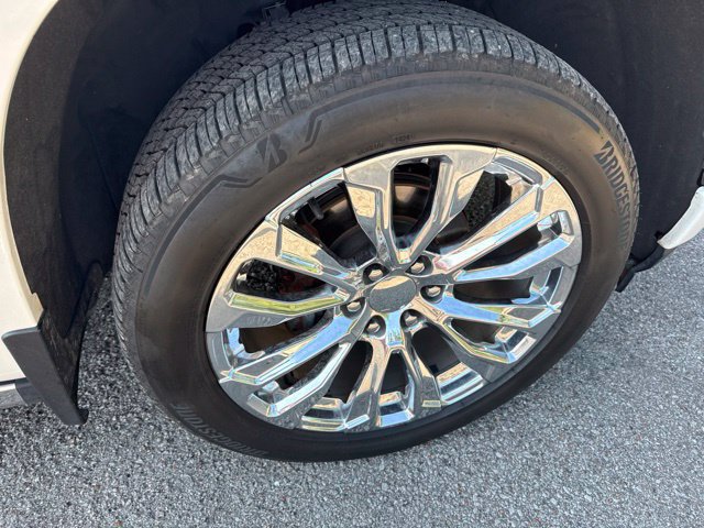 Used 2019 Chevrolet Silverado 1500 High Country w/ Trailer Camera Package AWD/4WD image 23
