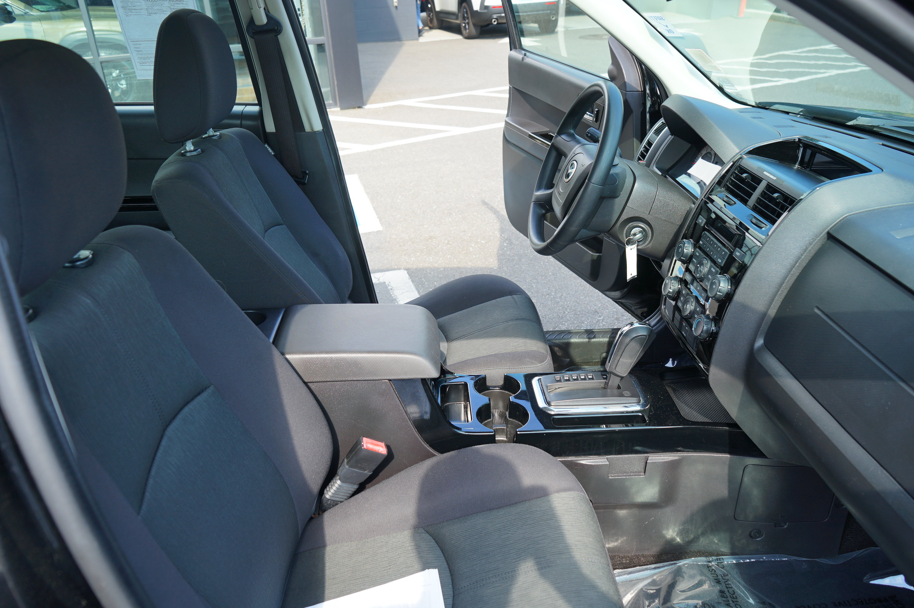 Used 2008 MAZDA Tribute i Sport FWD image 19