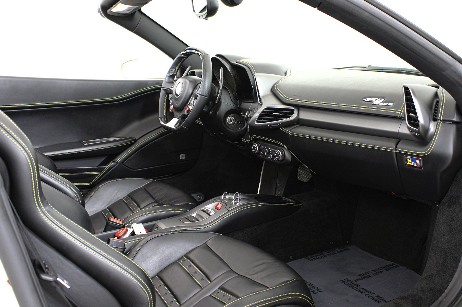 Used 2015 Ferrari 458 Spider RWD image 32